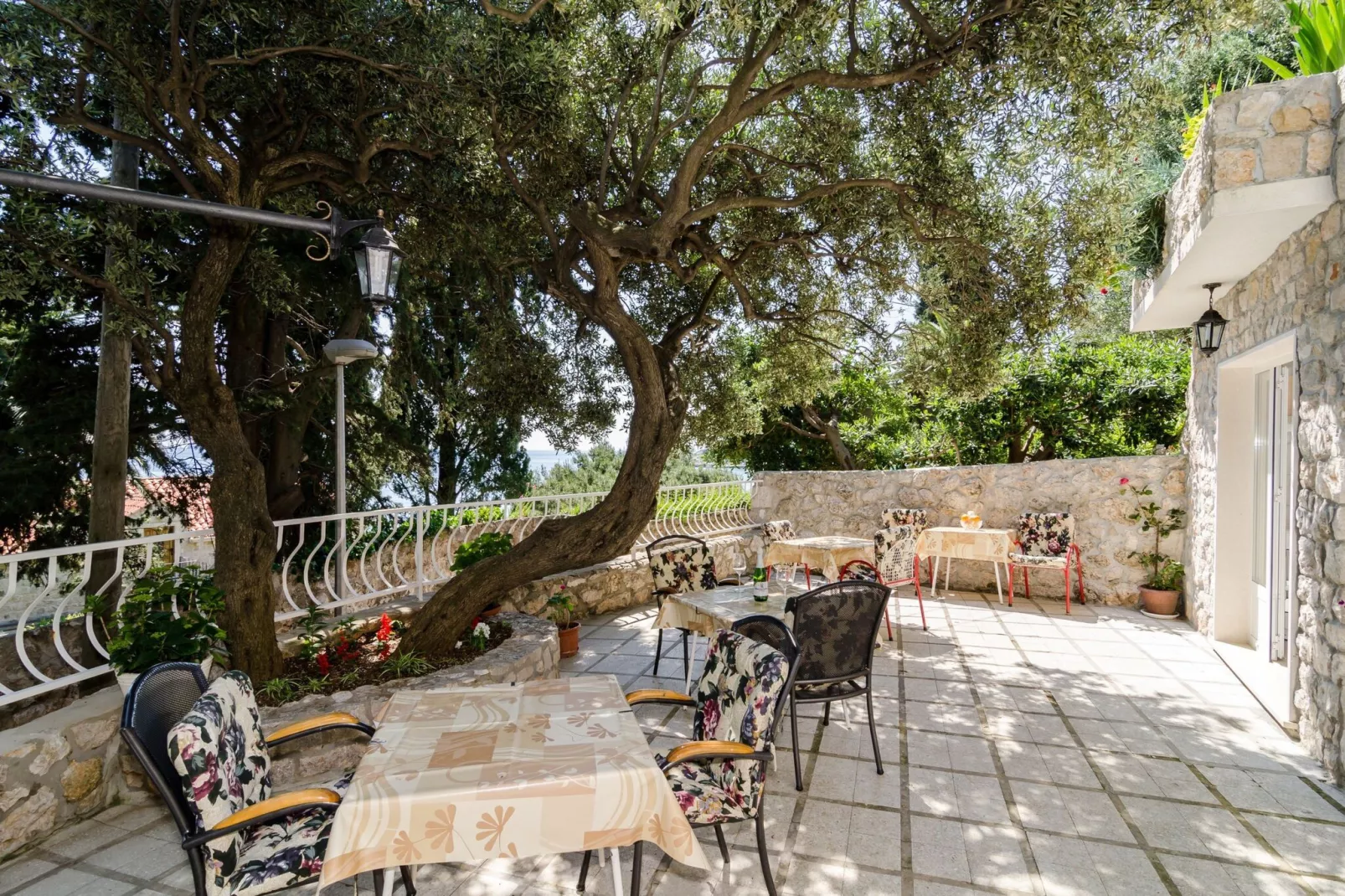 Guest House Daniela - Comfort Double Room with Sea View - SOBA 2-Terrasse