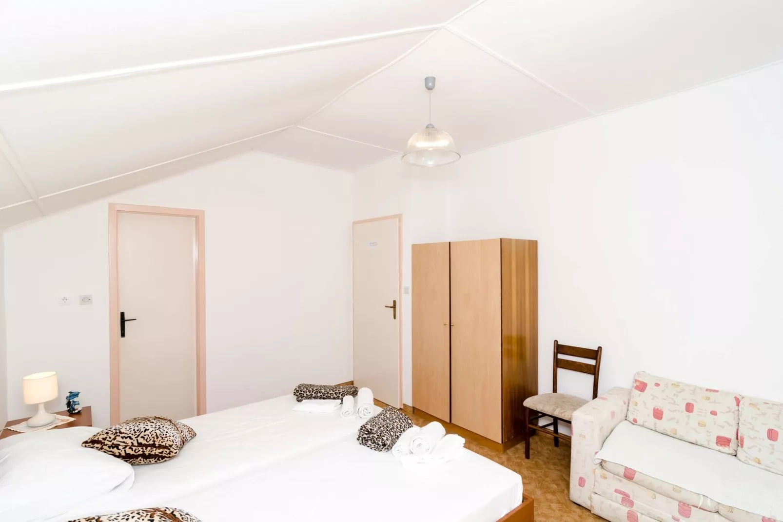 Guest House Daniela - Superior Double Room with Sea View - SOBA 6-Schlafzimmer