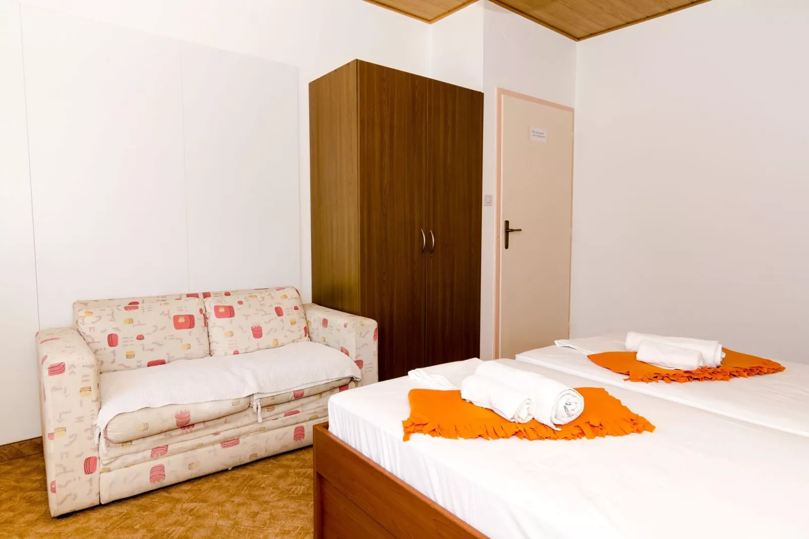 Guest House Daniela - Deluxe Double Room with Sea View - SOBA 7-Chambre