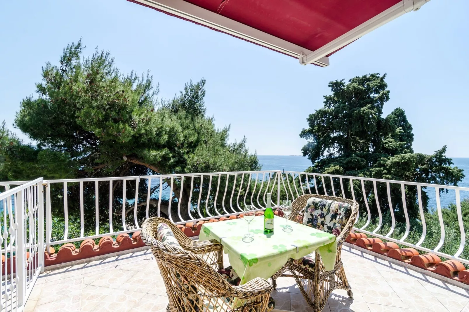 Guest House Daniela - Deluxe Double Room with Sea View - SOBA 7-Balcon-terrasse