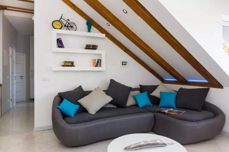 Mali Skoj Apartment - Two-Bedroom Apartment with Sea View-Salon