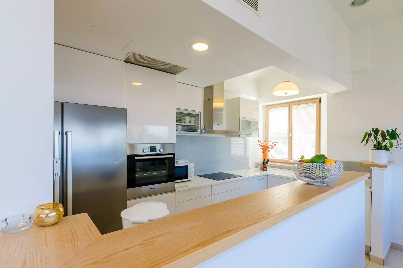 Villa Art Gallery - Six Bedroom Villa with Terrace and Swimming Pool-Cuisine