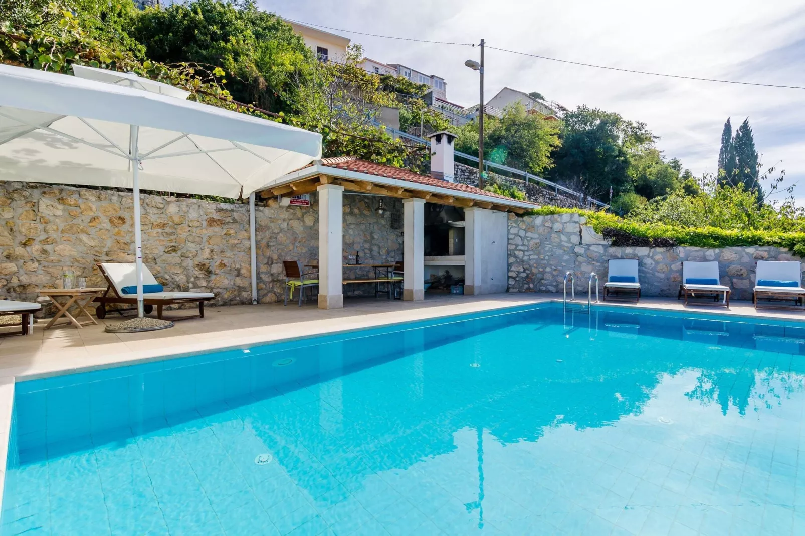 Villa Art Gallery - Six Bedroom Villa with Terrace and Swimming Pool-Piscine