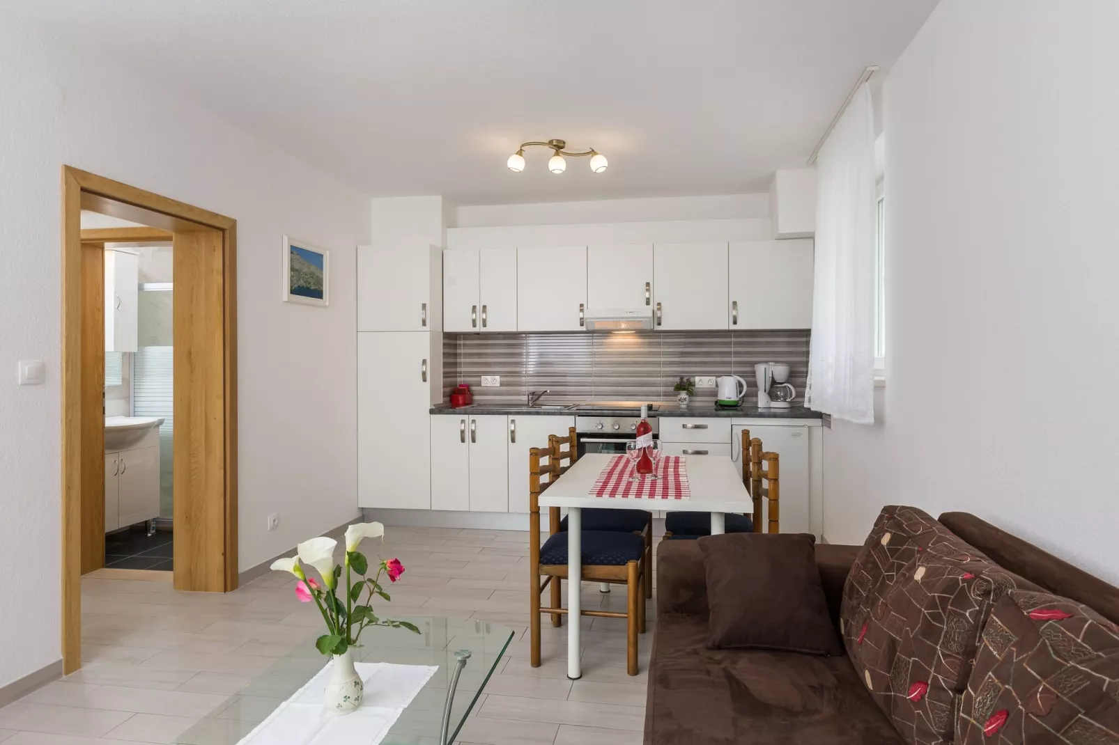 Villa Celenca - Two Bedroom Apartment with Terrace and Pool View - A1-Innen