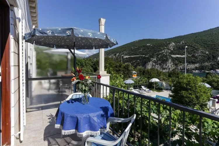 Villa Celenca - Double Room with Balcony and Sea View-Terrassenbalkon