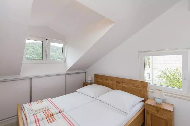Villa Celenca - One-Bedroom Apartment - A4-Bedroom