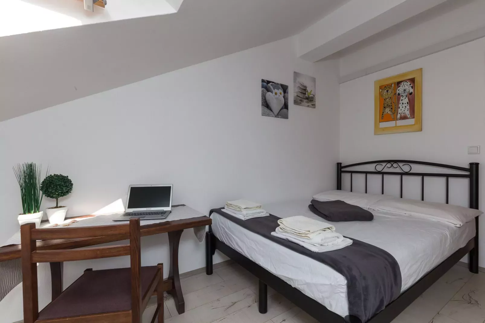 Villa Celenca - Superior Two Bedroom Apartment with Terrace and Sea View - A5-Chambre