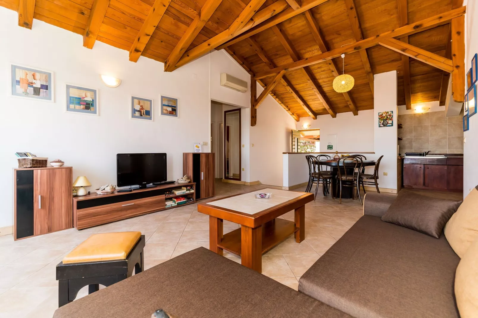 Apartment Casa Vanna - Two-Bedroom Apartment with Terrace and Sea View-Living room