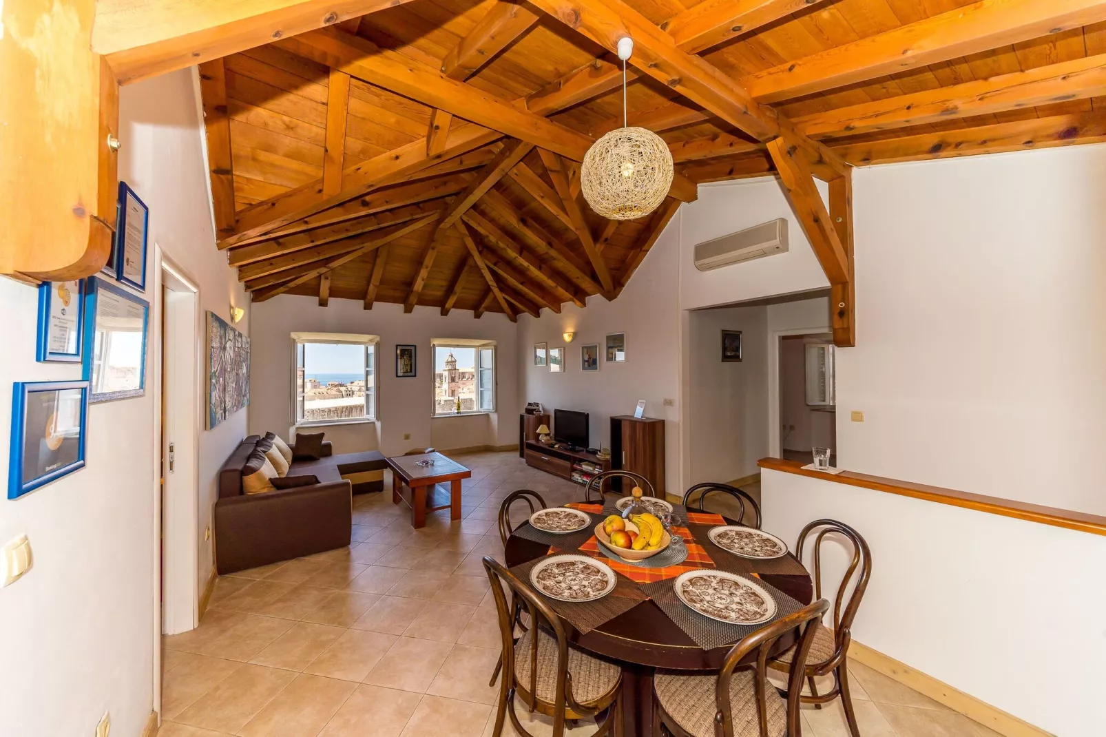 Apartment Casa Vanna - Two-Bedroom Apartment with Terrace and Sea View-Dining room