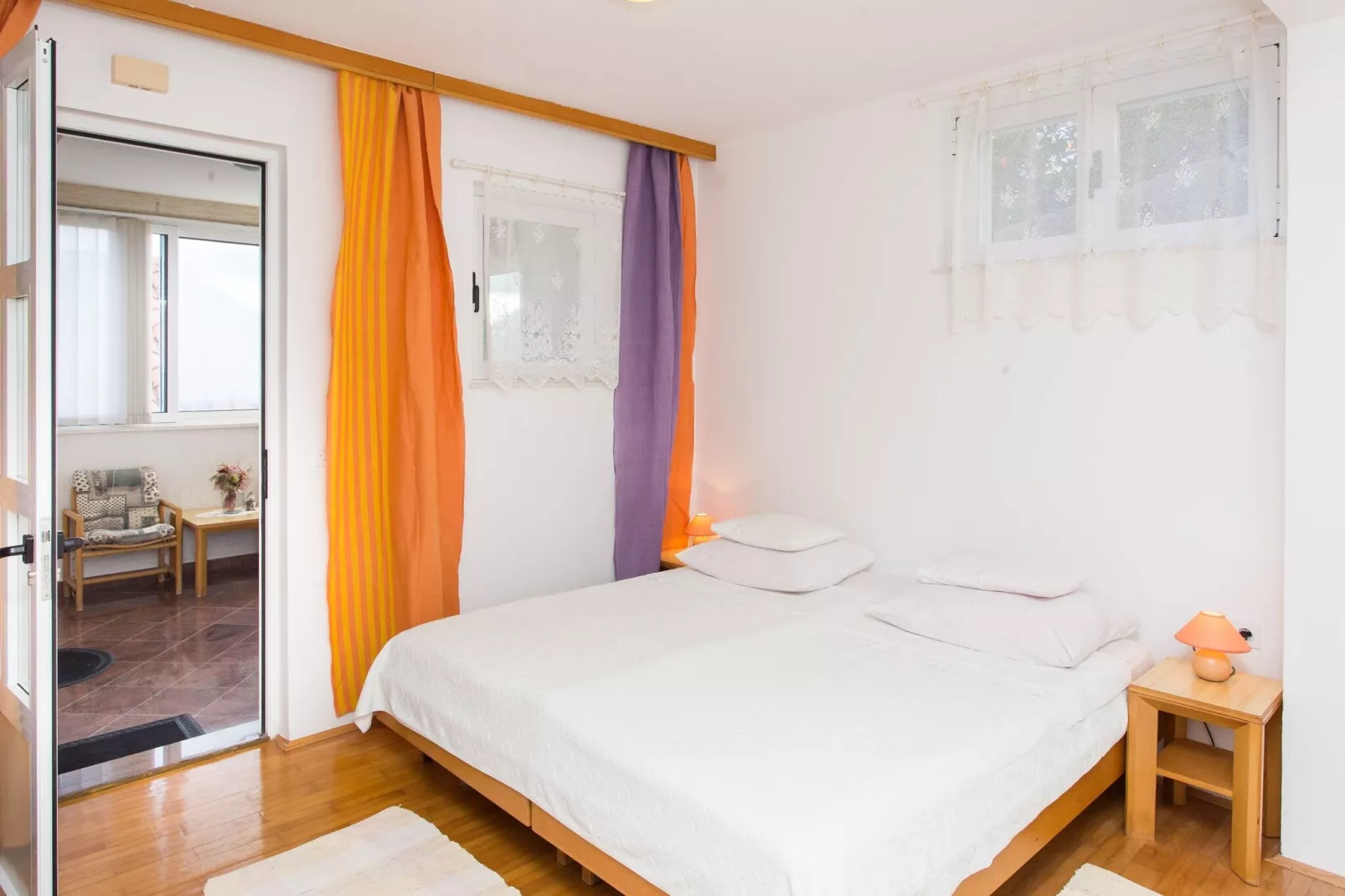 Apartment Dorina - Studio Apartment-Salon