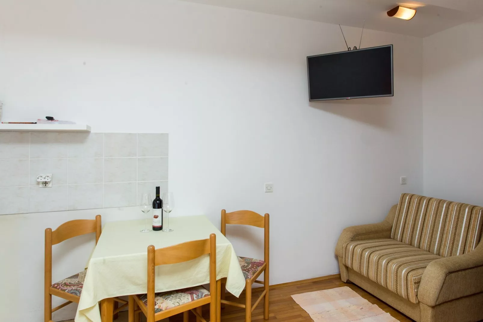 Apartment Dorina - Studio Apartment-Salle à manger