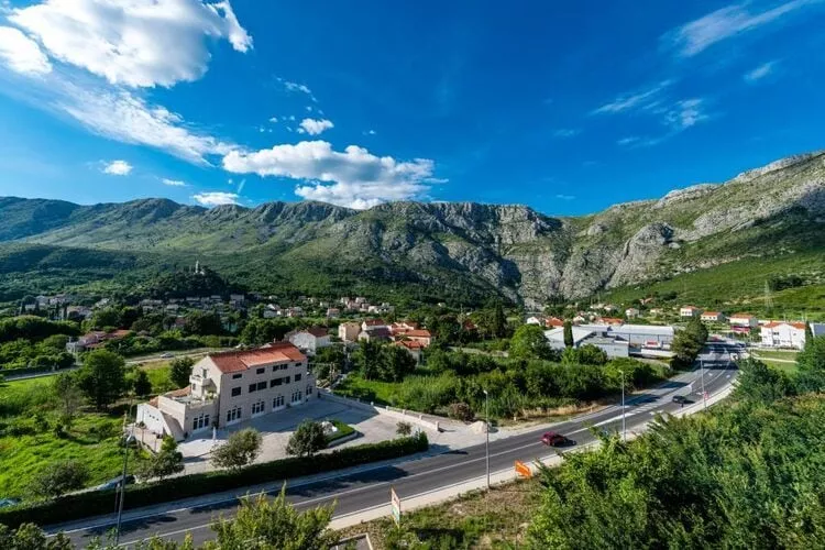 Apartments Azzurro- Three Bedroom Apartment with Terrace and Hot Tub ( Azzurro I-donji)-Vue