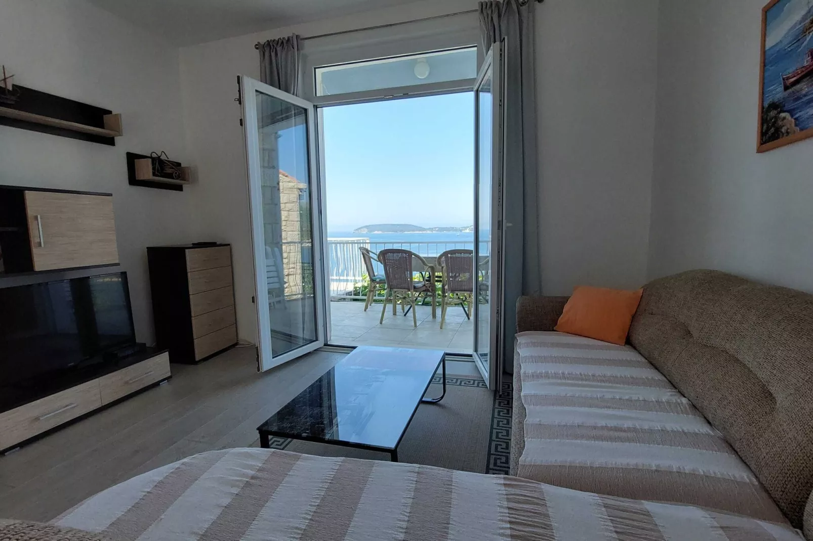 Apartments Matea - Two-Bedroom Apartment with Sea View and Balcony  - (Štikovica)-Living room