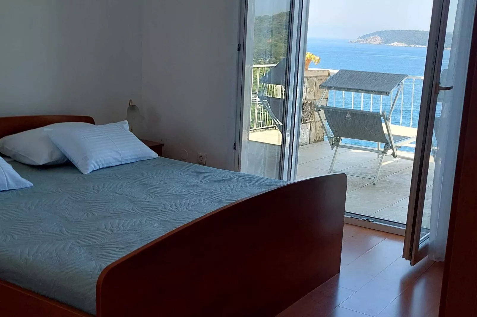 Apartments Matea - Two-Bedroom Apartment with Sea View and Balcony  - (Štikovica)-Bedroom