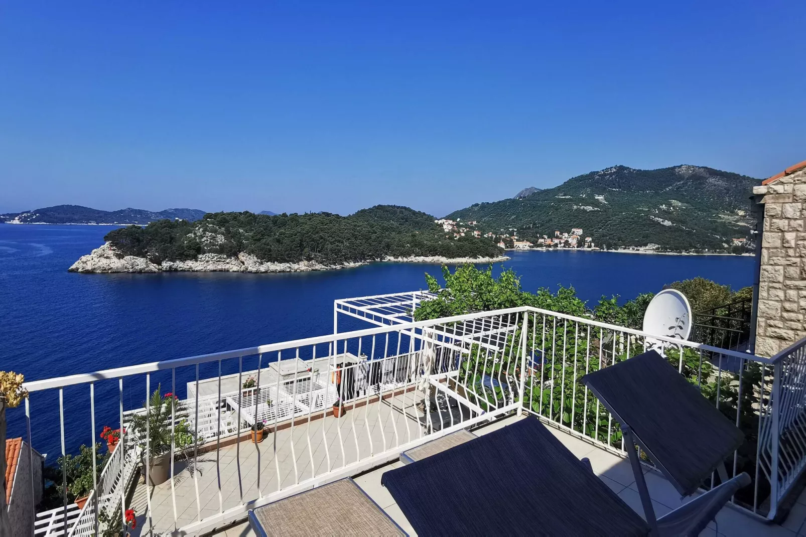Apartments Matea - Two-Bedroom Apartment with Sea View and Balcony  - (Štikovica)-Terrace