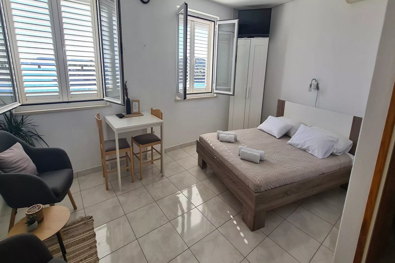 Apartments Matea - Studio with Sea View (2 Adults) - (Štikovica)-Bedroom