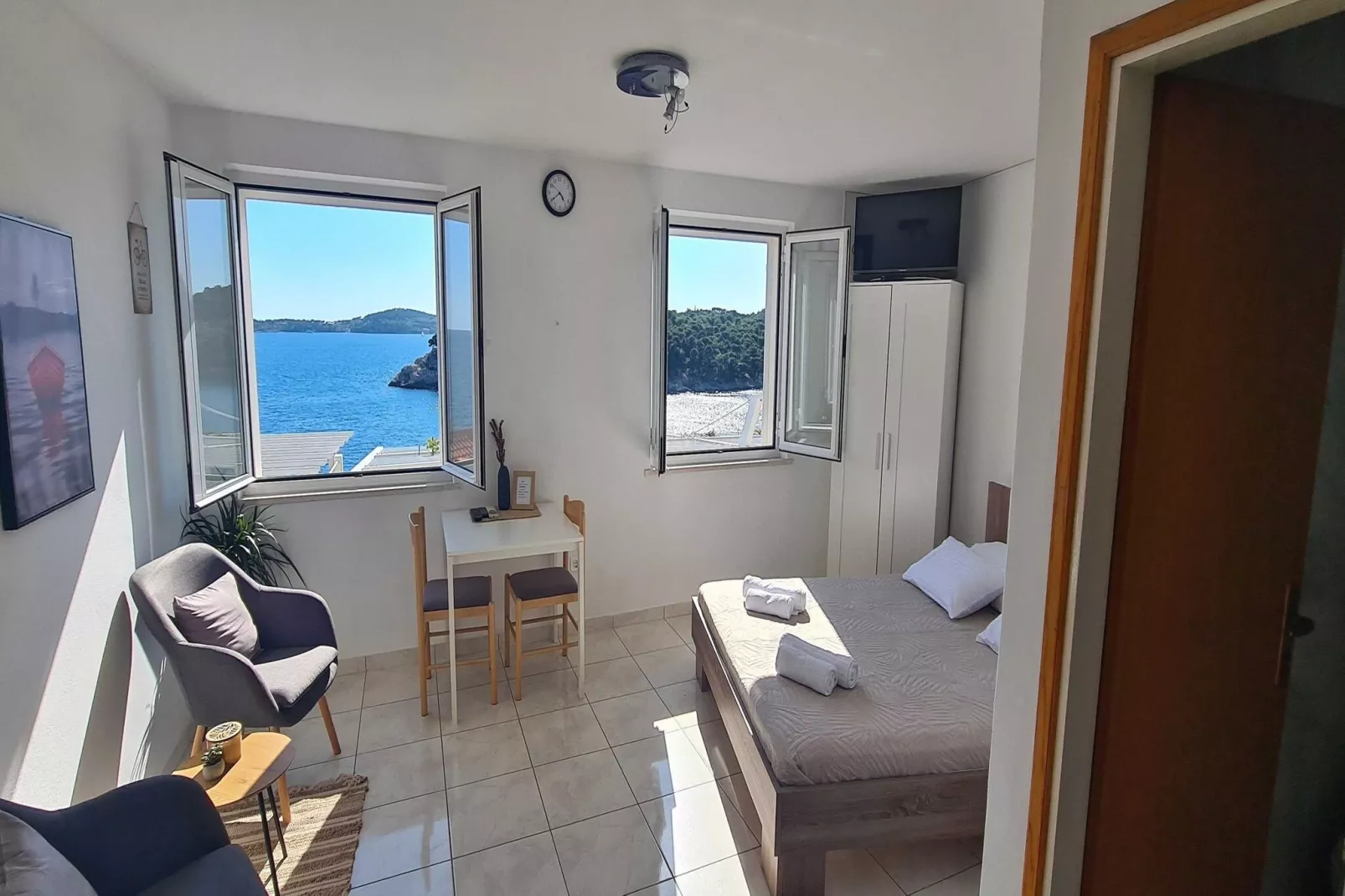 Apartments Matea - Studio with Sea View (2 Adults) - (Štikovica)-Bedroom