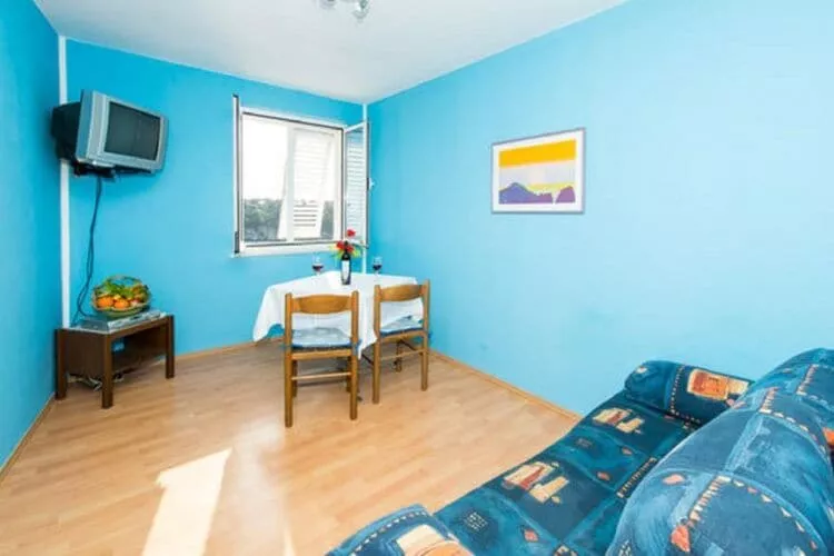 Apartments Matea - One-Bedroom Apartment with Sea View - (Štikovica)-Dining room