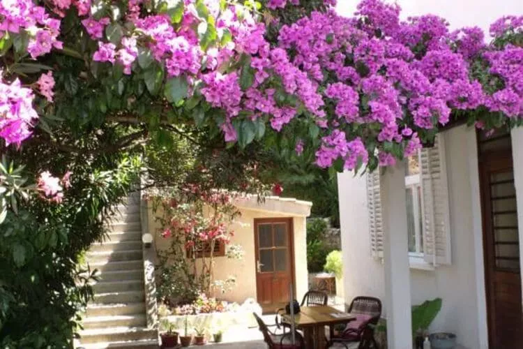 Plavi Zal Apartment - One Bedroom Apartment with Two Terraces-Terrasse