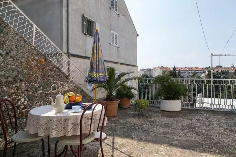 Plavi Zal Apartment - One Bedroom Apartment with Two Terraces-Terrasse