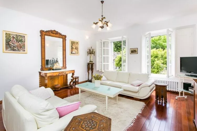 Villa Marini Dvori - Two-Bedroom Apartment with Terrace-Intérieur