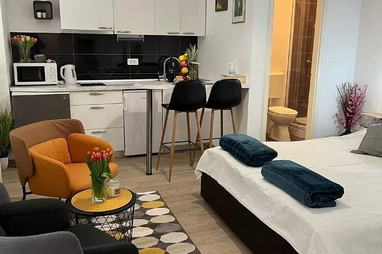 Apartments Noa Old Town - Studio - First Floor-Bedroom