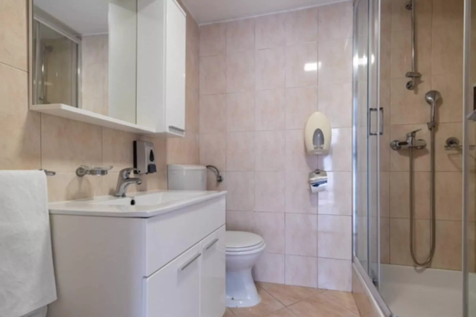Guest House Kono - Two Bedroom Apartment-Badezimmer