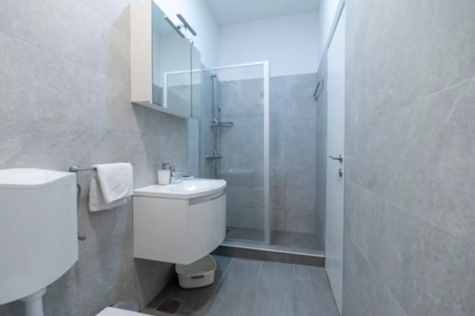 Guest House Kono - Two Bedroom Apartment with Terrace-Salle de bain