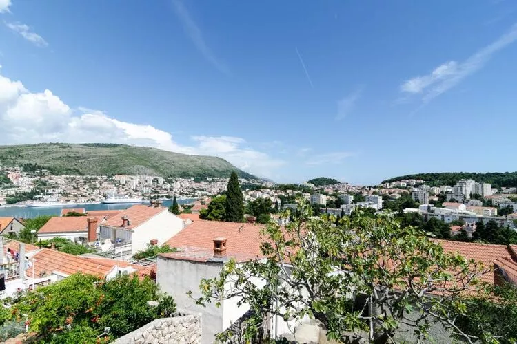 Guest House Misita - One Bedroom Apartment with Balcony and Sea View-View