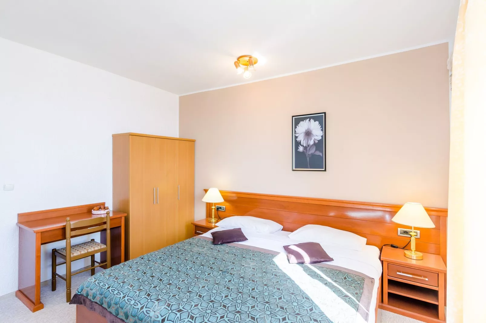 Apartments Nicol - Two-Bedroom Apartment with Terrace and Sea View-Bedroom