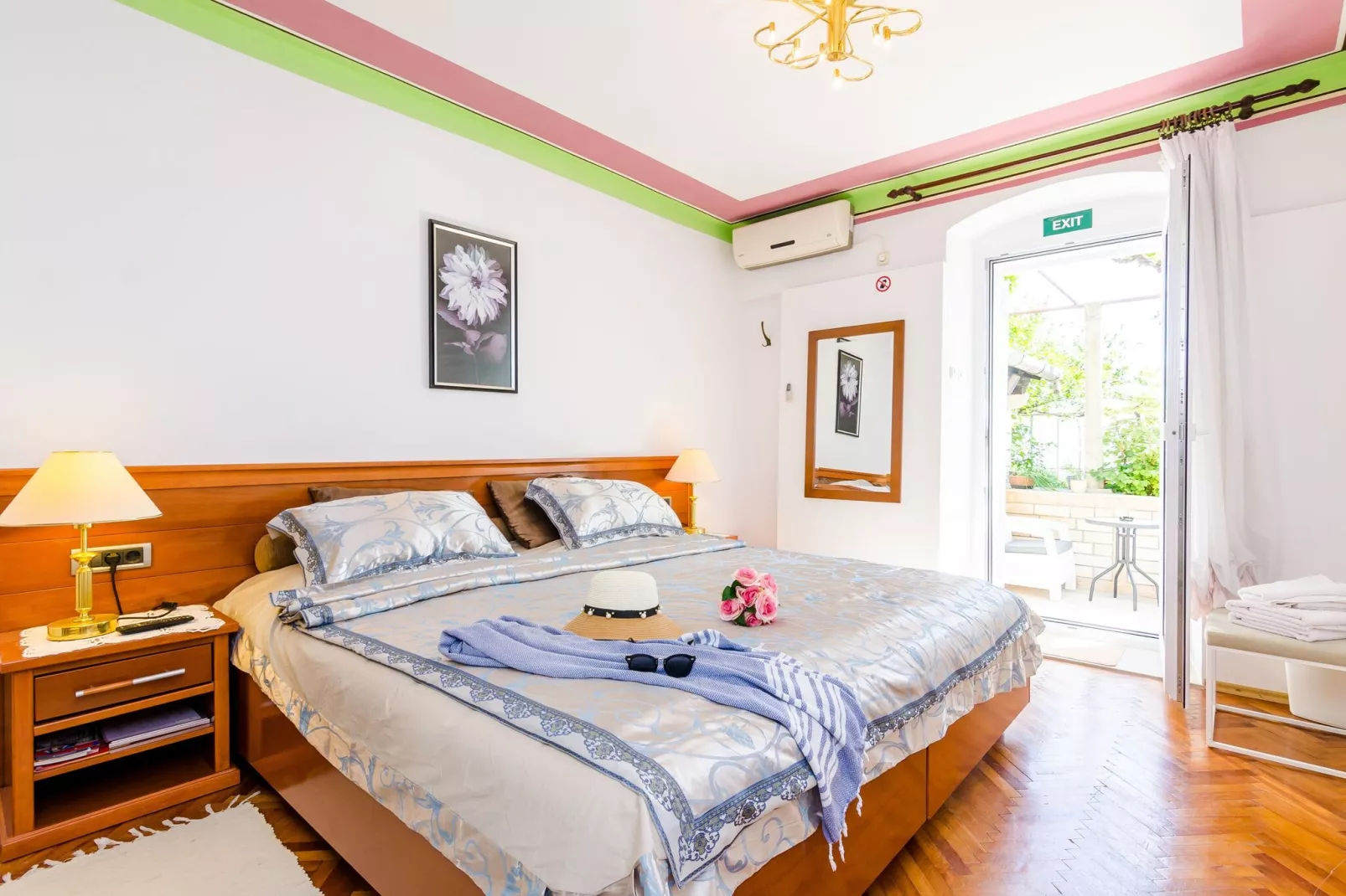 Apartments Nicol - Studio with Terrace-Chambre