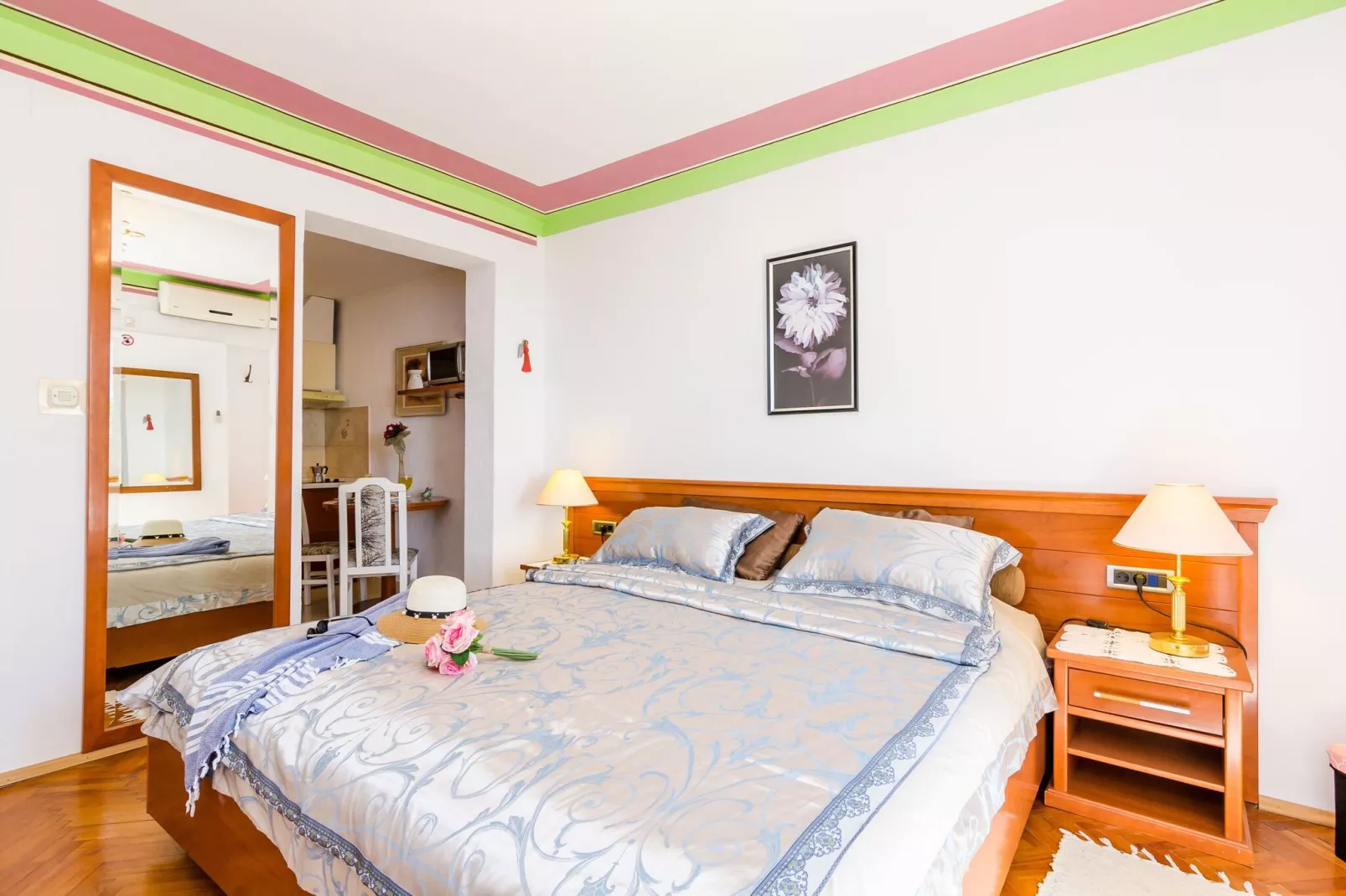 Apartments Nicol - Studio with Terrace-Chambre