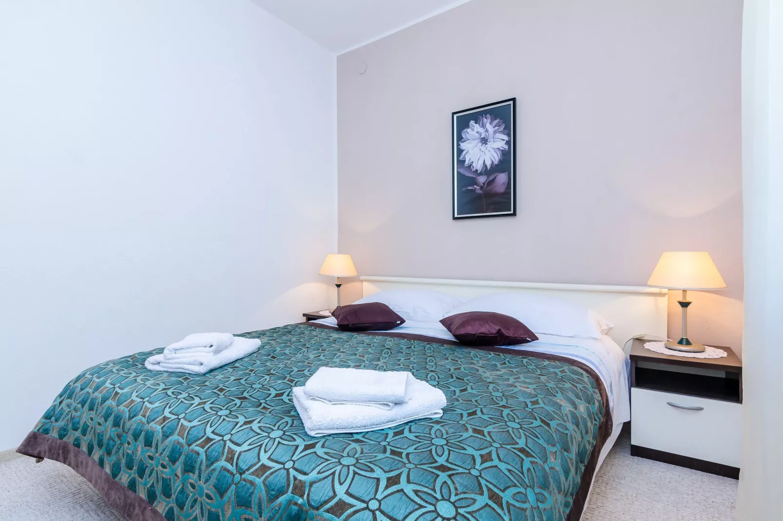Apartments Nicol - Two-Bedroom Apartment with Balcony and Sea View-Bedroom