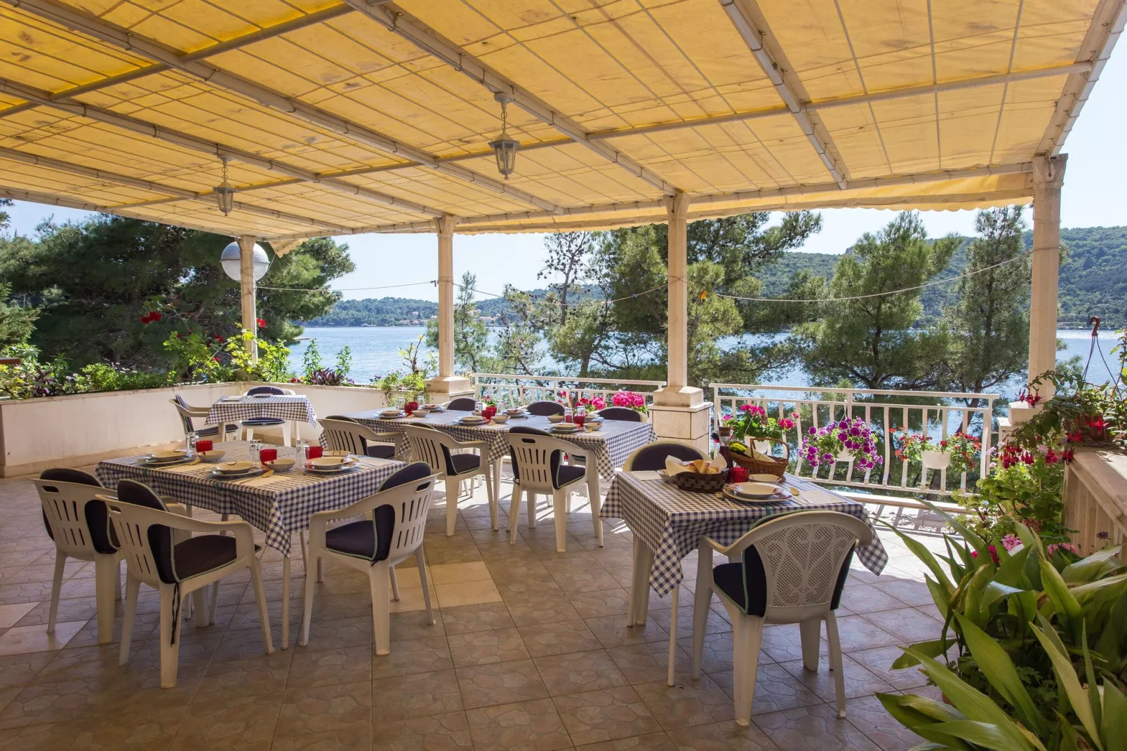 Villa Malfi - Double Room with Sea View (S1)-Terrace