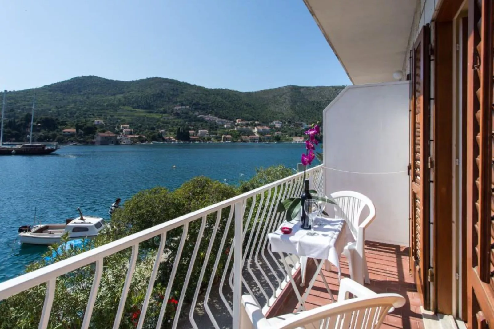 Villa Malfi - Double Room with Sea View (S1)-Terrace balcony