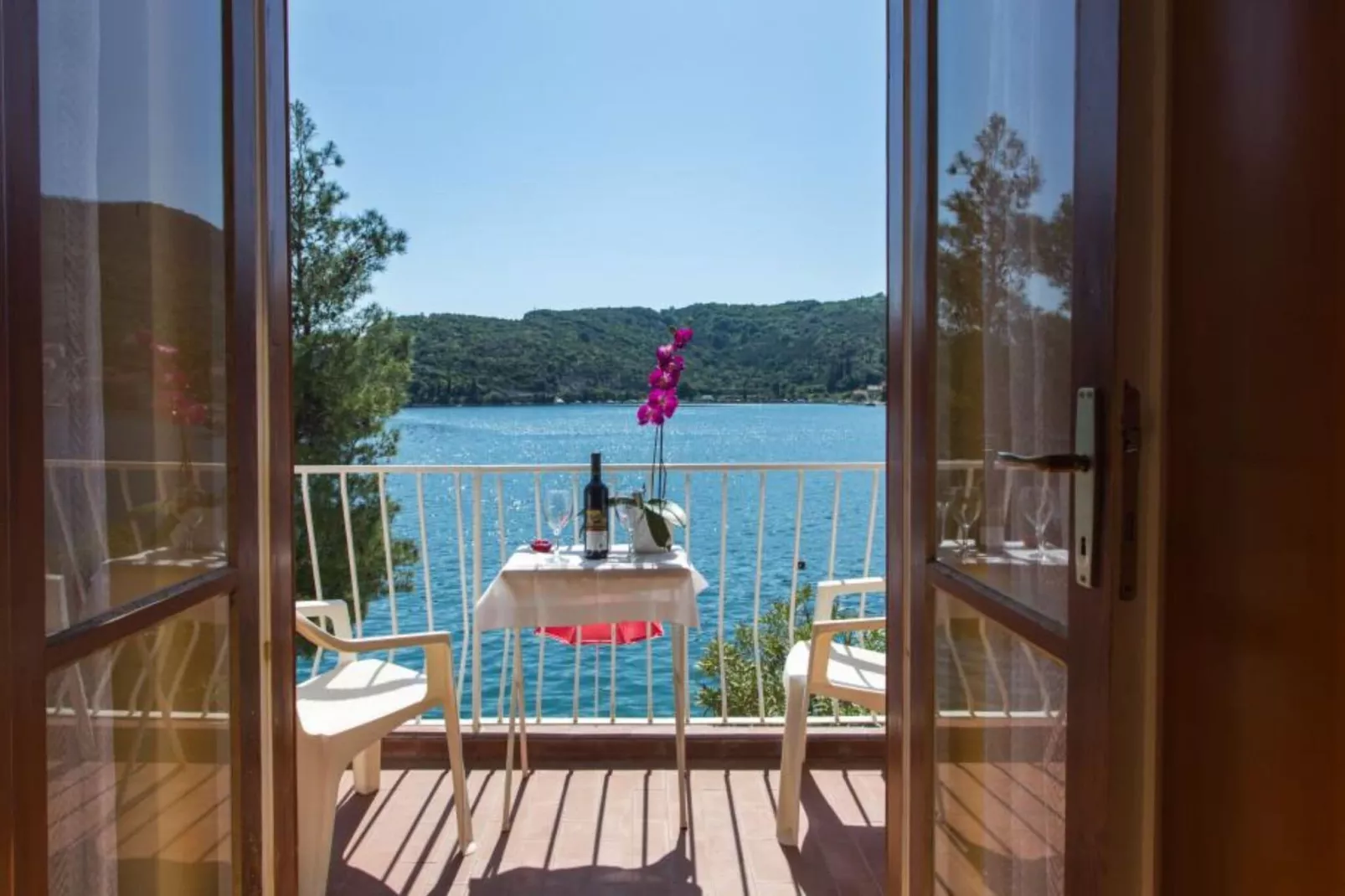 Villa Malfi - Double Room with Sea View (S1)-Terrace balcony