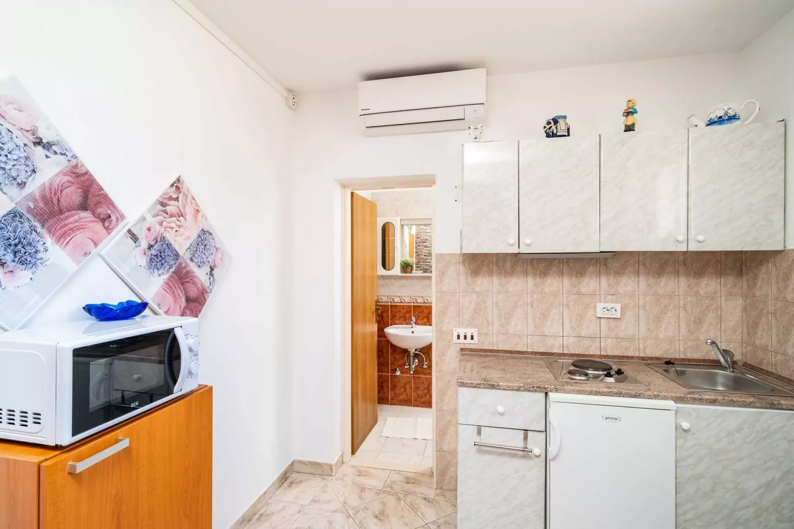 Apartments Nikolina (LU) - Studio (3 Adults)-Kitchen