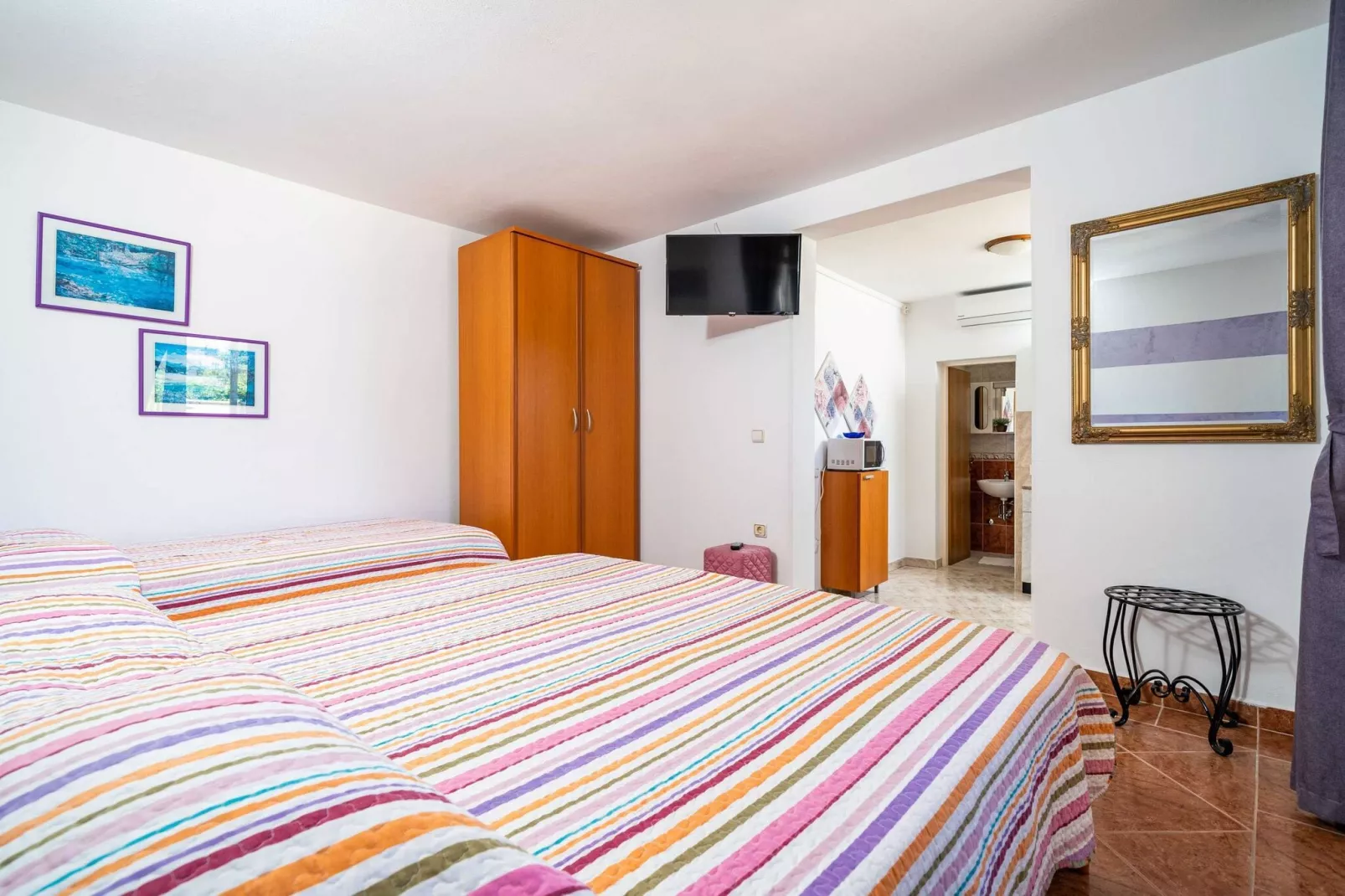 Apartments Nikolina (LU) - Studio (3 Adults)-Bedroom