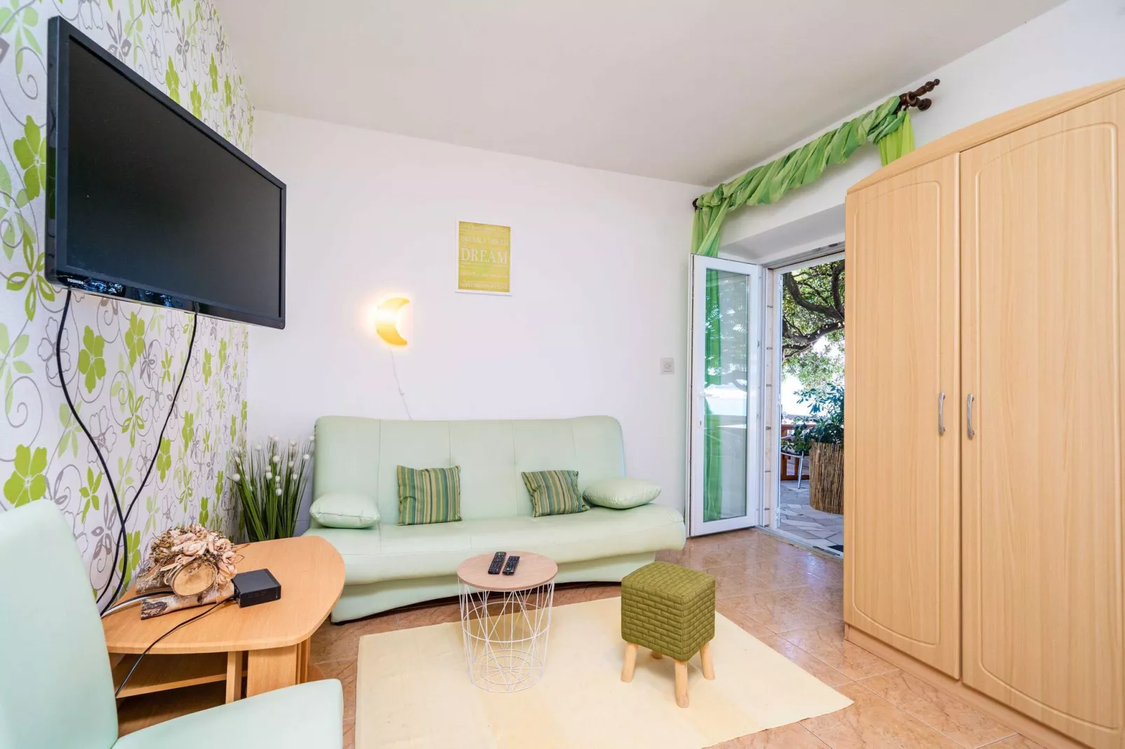 Apartments Nikolina (LU) - One-Bedroom Apartment with terrace-Schlafzimmer