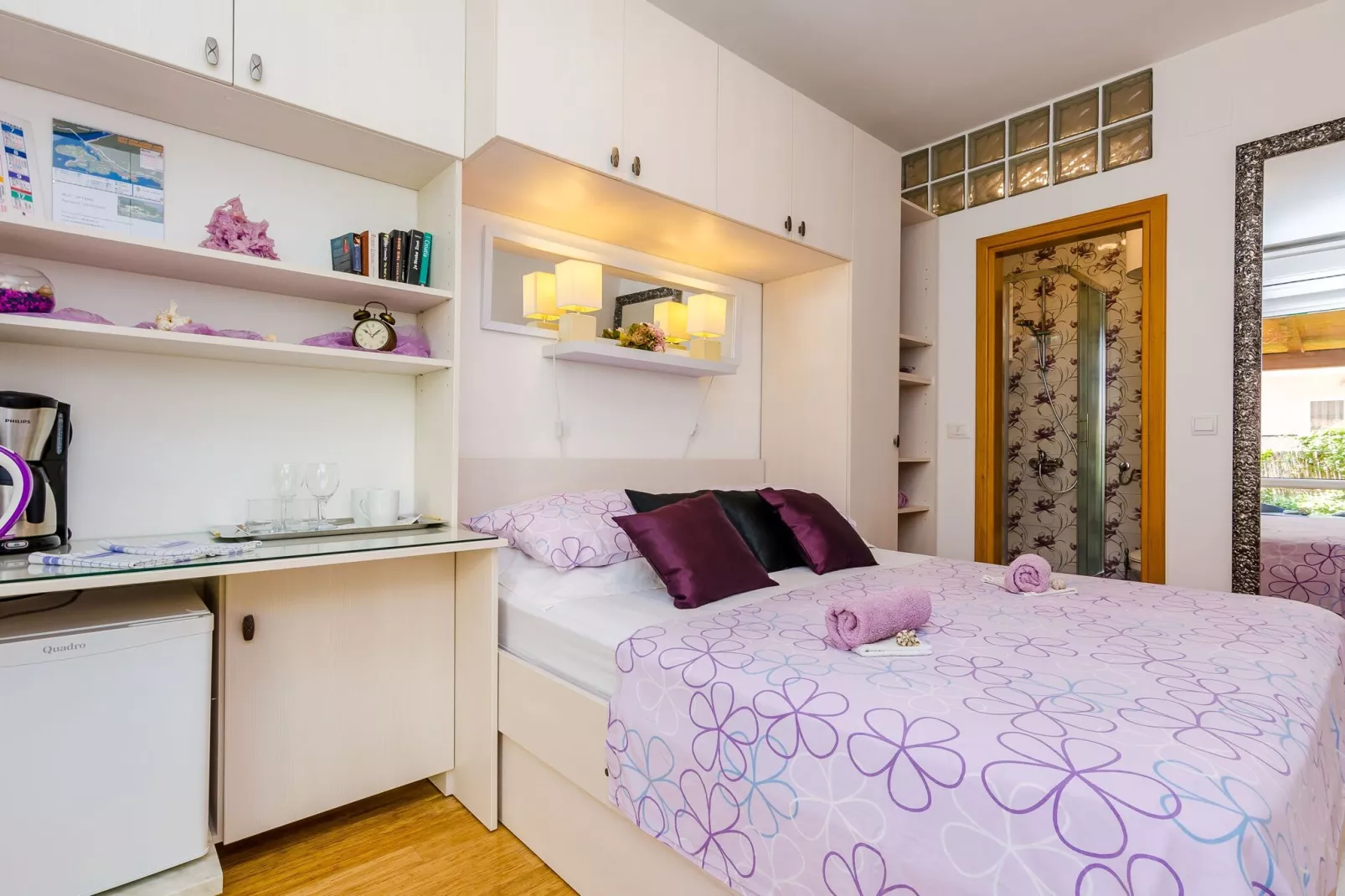 Apartments and Room Frane - Double Room-Indoor