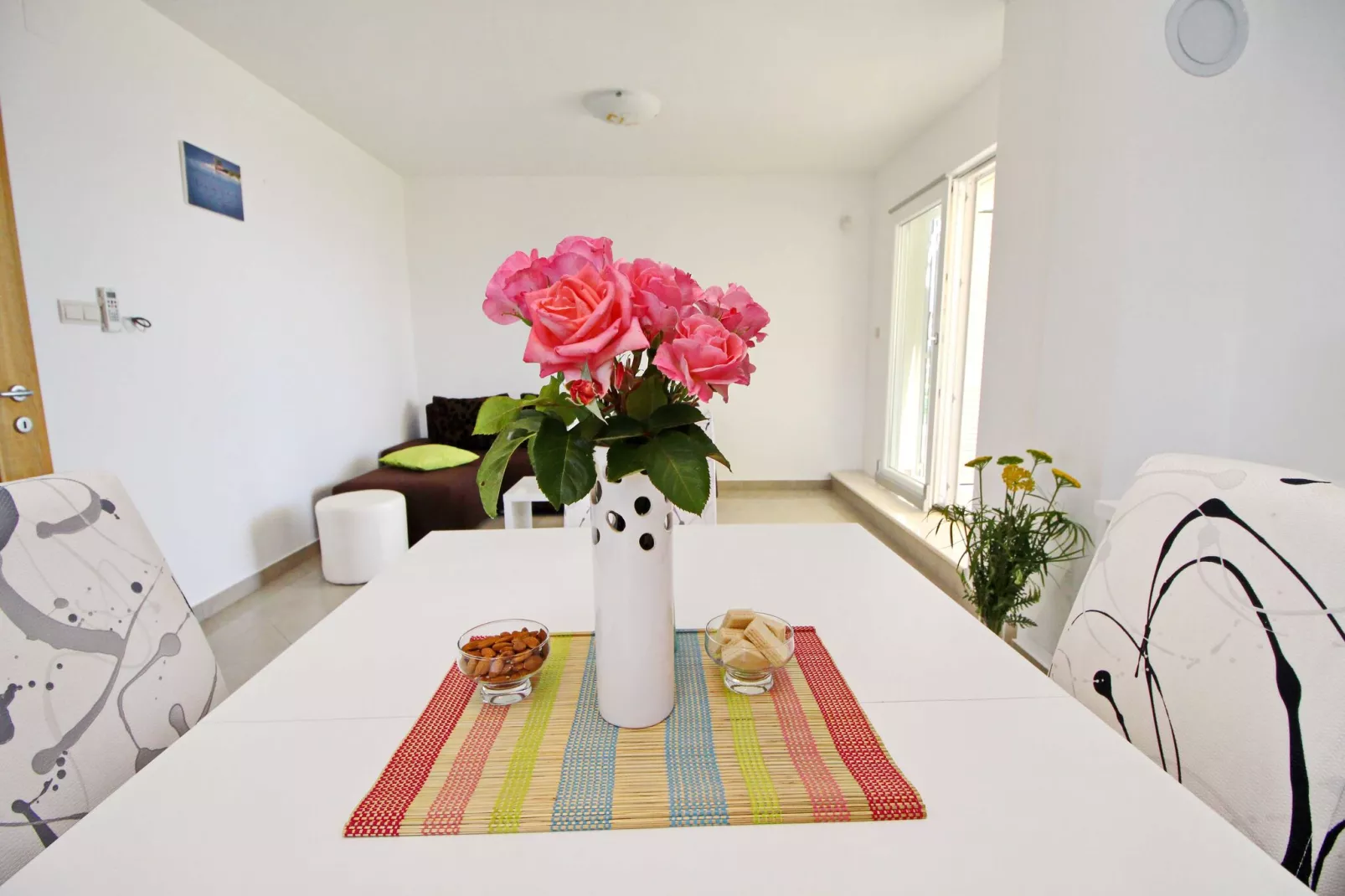 Apartments Gusti - Two-Bedroom Apartment with Balcony and Sea View-Esszimmer