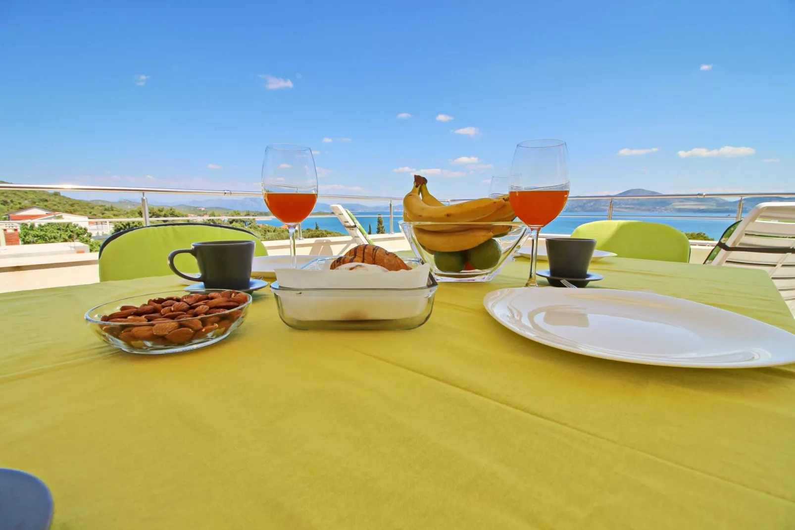 Apartments Gusti - Two-Bedroom Apartment with Balcony and Sea View-Aussicht