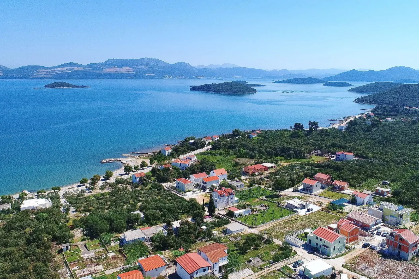 Apartments Gusti - Studio Apartment with Terrace and Sea View-View