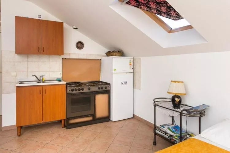 Apartments Tramonto - One Bedroom Apartment with Balcony and Sea View-Kitchen