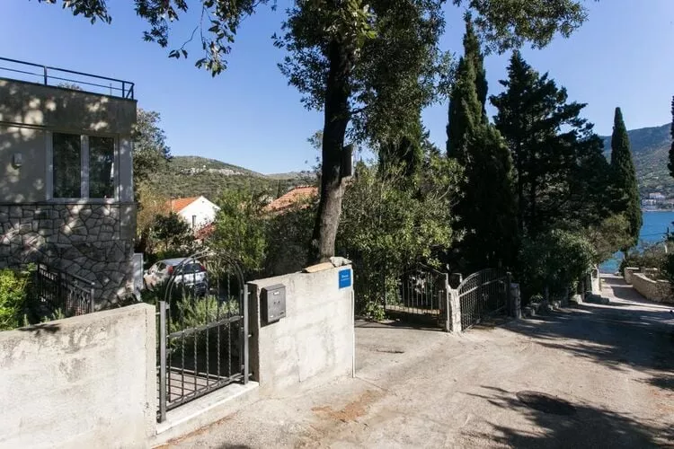 Apartments Tramonto - One Bedroom Apartment with Balcony and Sea View-Outdoor