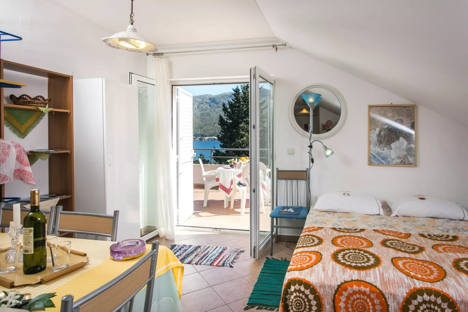 Apartments Tramonto - Studio Apartment with Balcony and Sea View-Bedroom