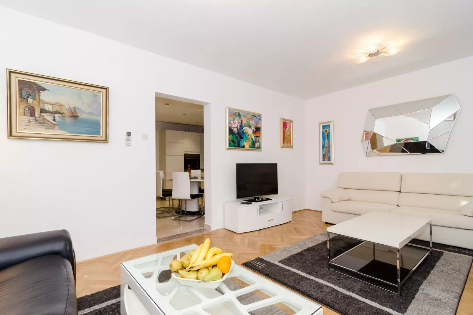 Apartment Iva 31 - Two-Bedroom Apartment with Balcony and City View-Living room