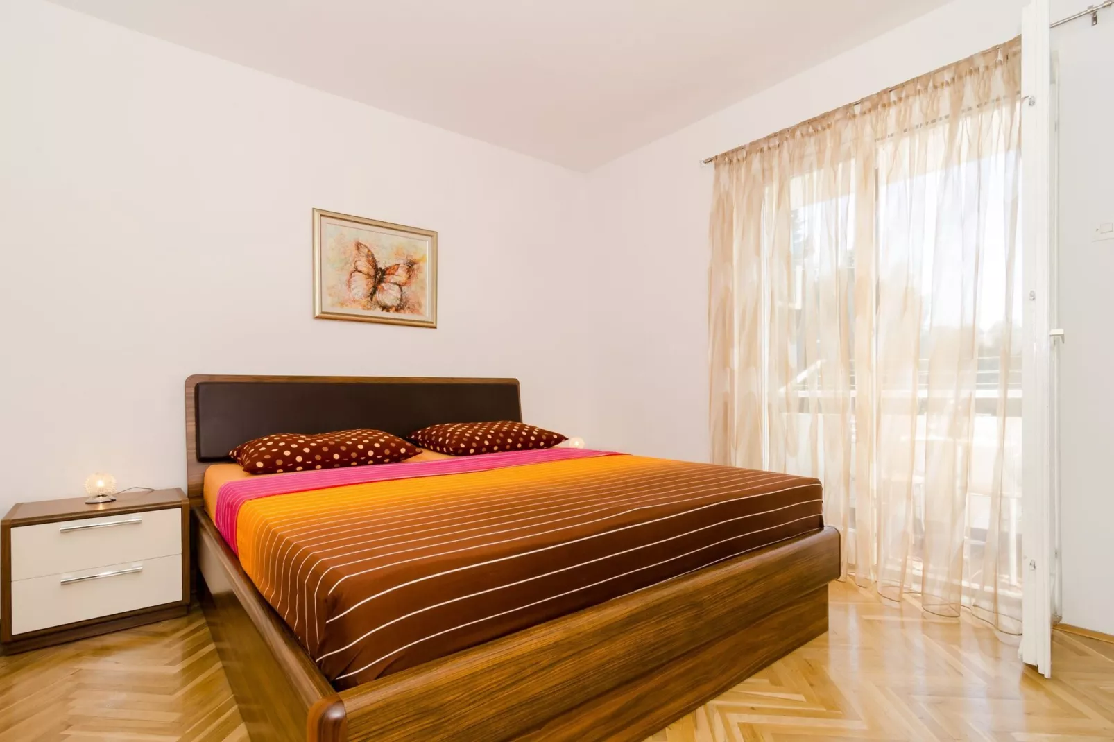 Apartment Iva 31 - Two-Bedroom Apartment with Balcony and City View-Bedroom