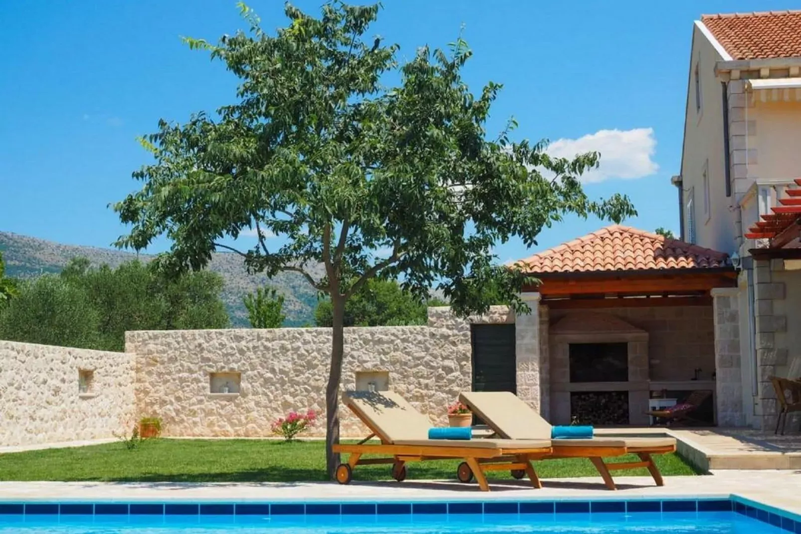Villa Antonija - Four-Bedroom Villa with Terrace and Private Pool-Outdoor
