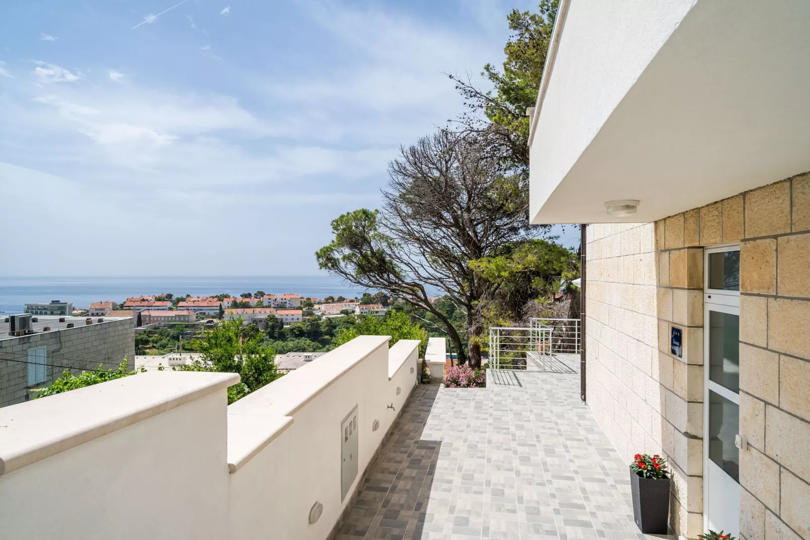 Apartment Eulalija- One-Bedroom Apartment with Terrace and Sea View-Außenbereich